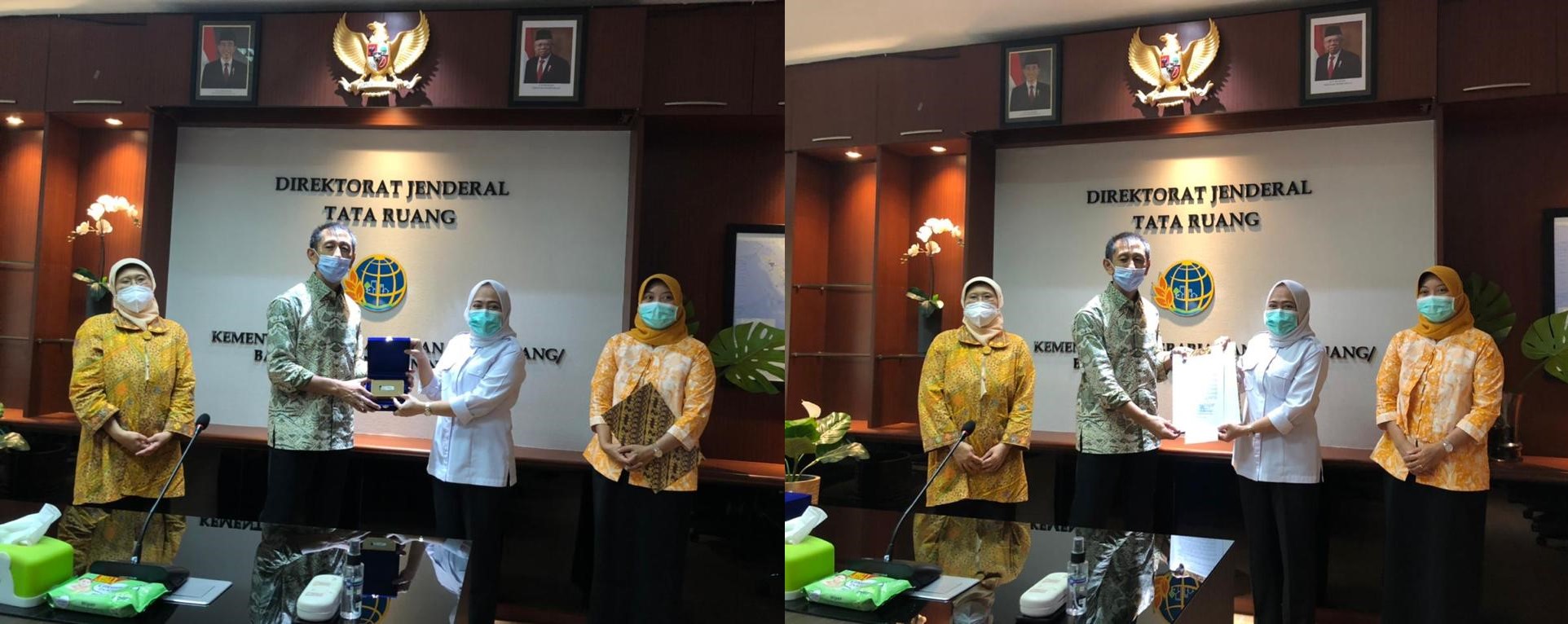 Penyerahan Persetujuan Substansi Atas Ranperda RTRW Kab. Bojonegoro